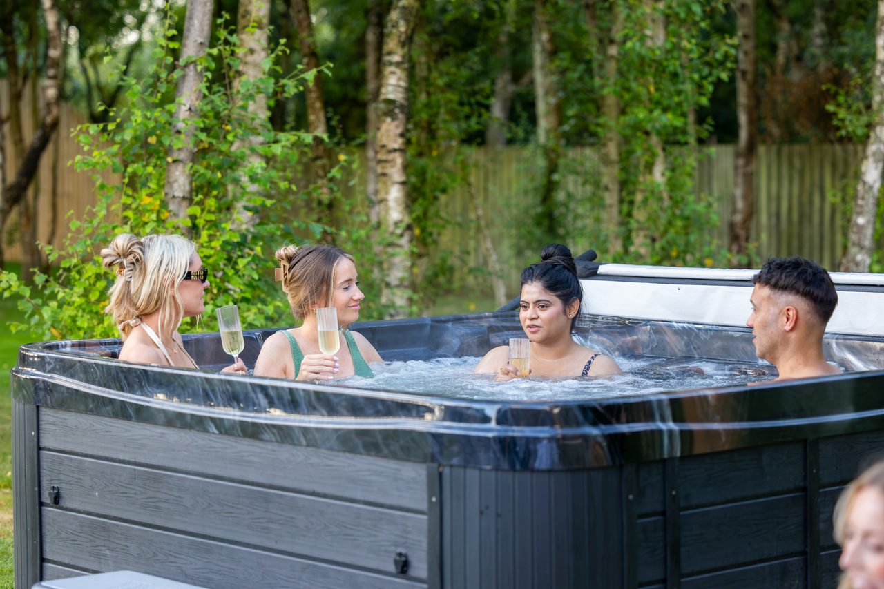 The hot tub in the garden at Warren House