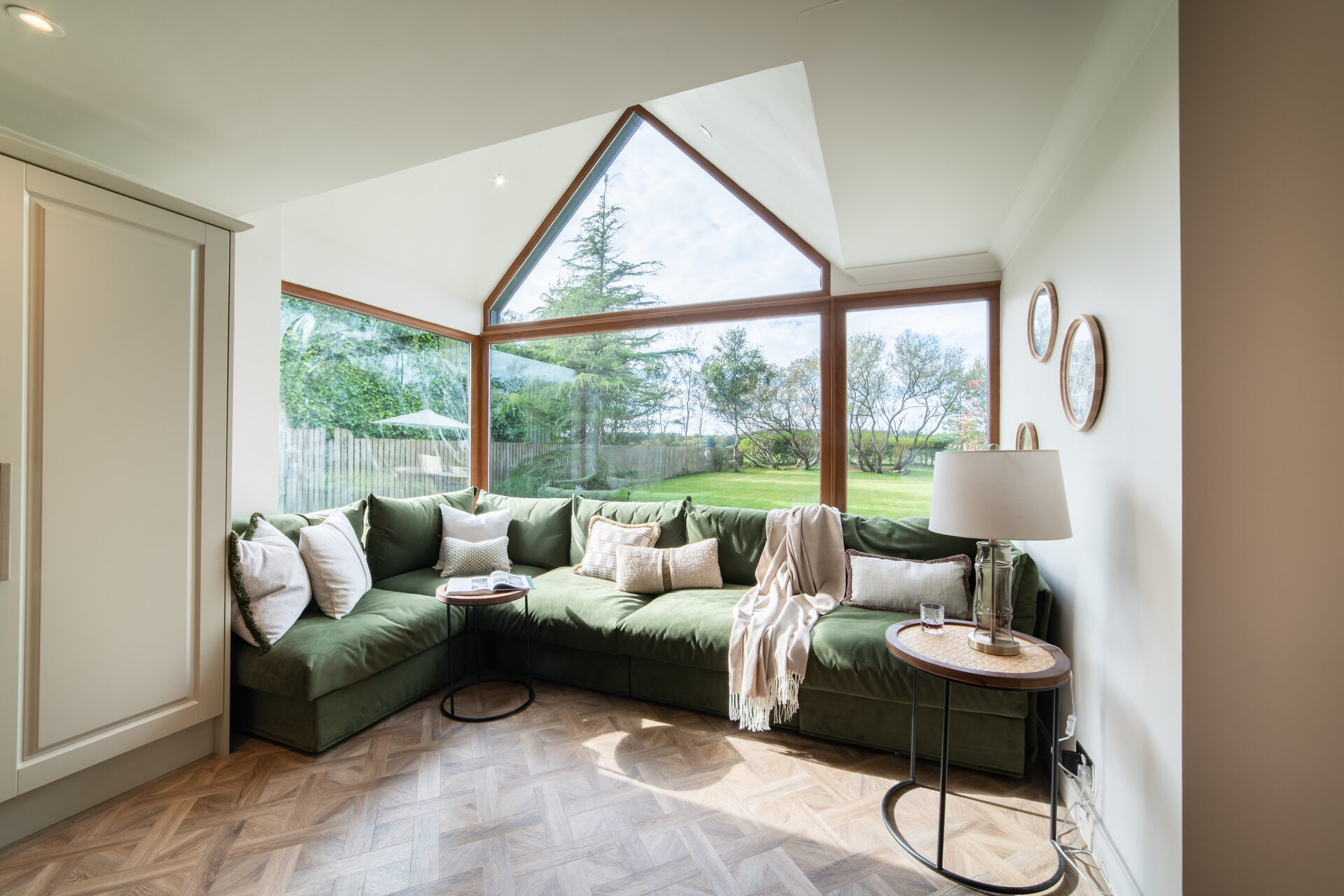 Garden snug bathed in natural light with garden views