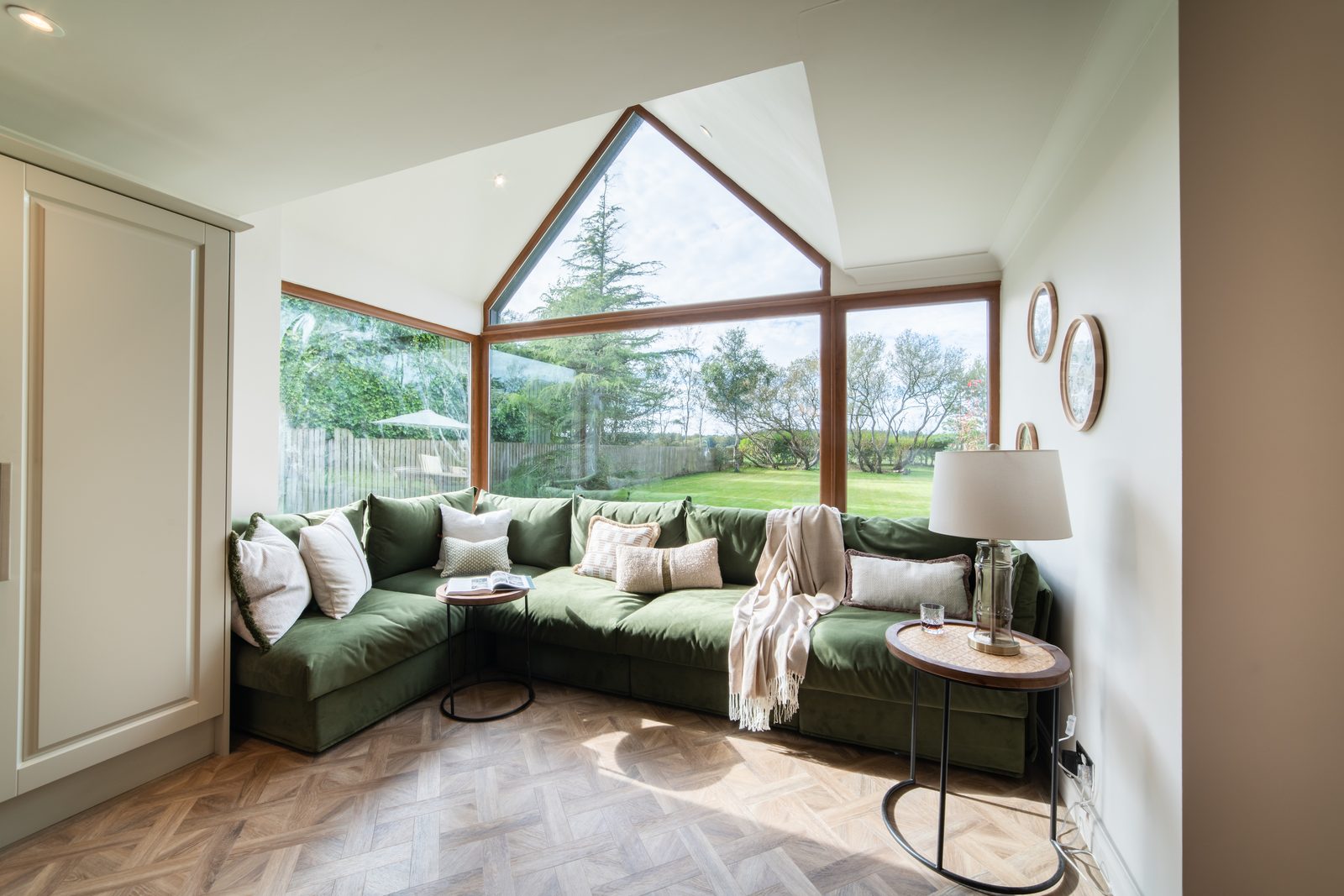 Warren House — kitchen corner sofa a rk